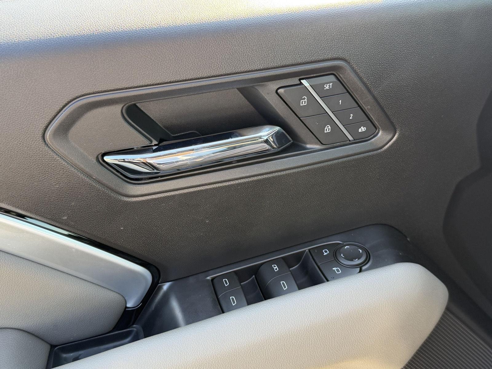 2026 Chevrolet Colorado ZR2 - Photo 12