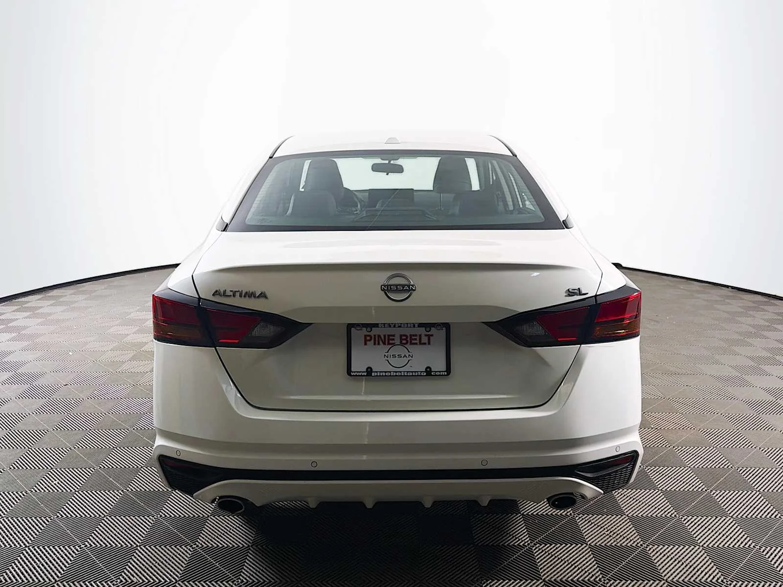 Certified Used 2025 Pearl White Tricoat Nissan SL image 5