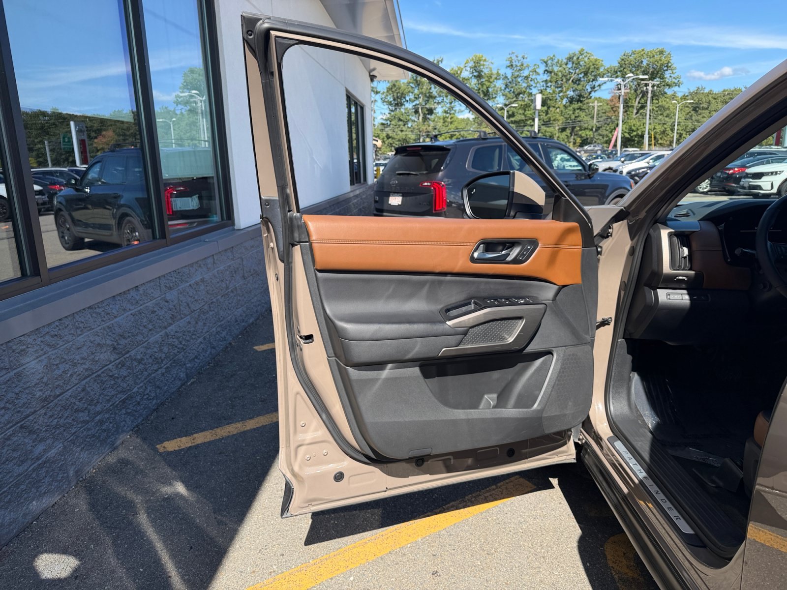 Used 2023 Baja Storm Nissan Platinum image 29