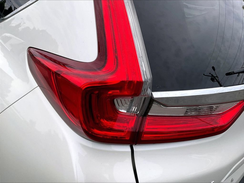 Used 2018 White Honda EX image 32