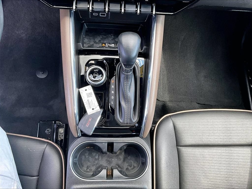 Used 2025 Onyx Black GMC Denali image 18