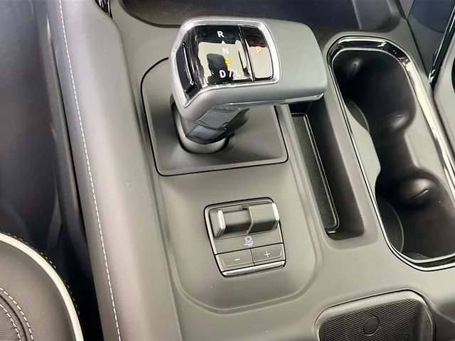 2026 GMC Sierra 1500 AT4X - Photo 12