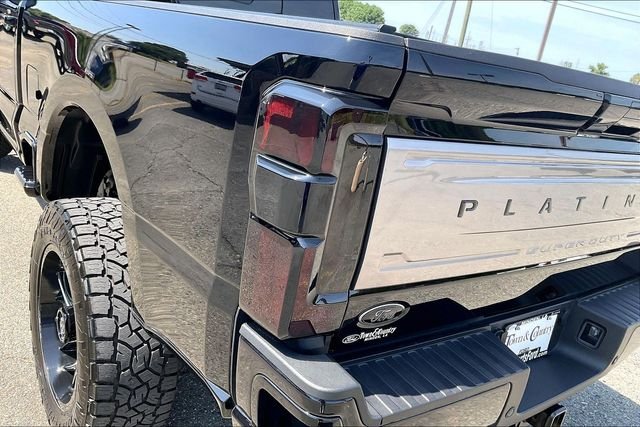 Used 2025 Black Metallic Ford Platinum image 30