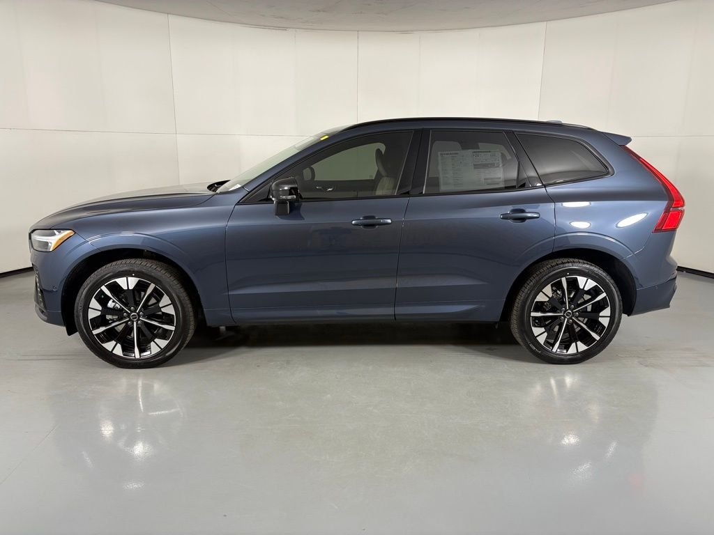 2026 Volvo XC60 Plus