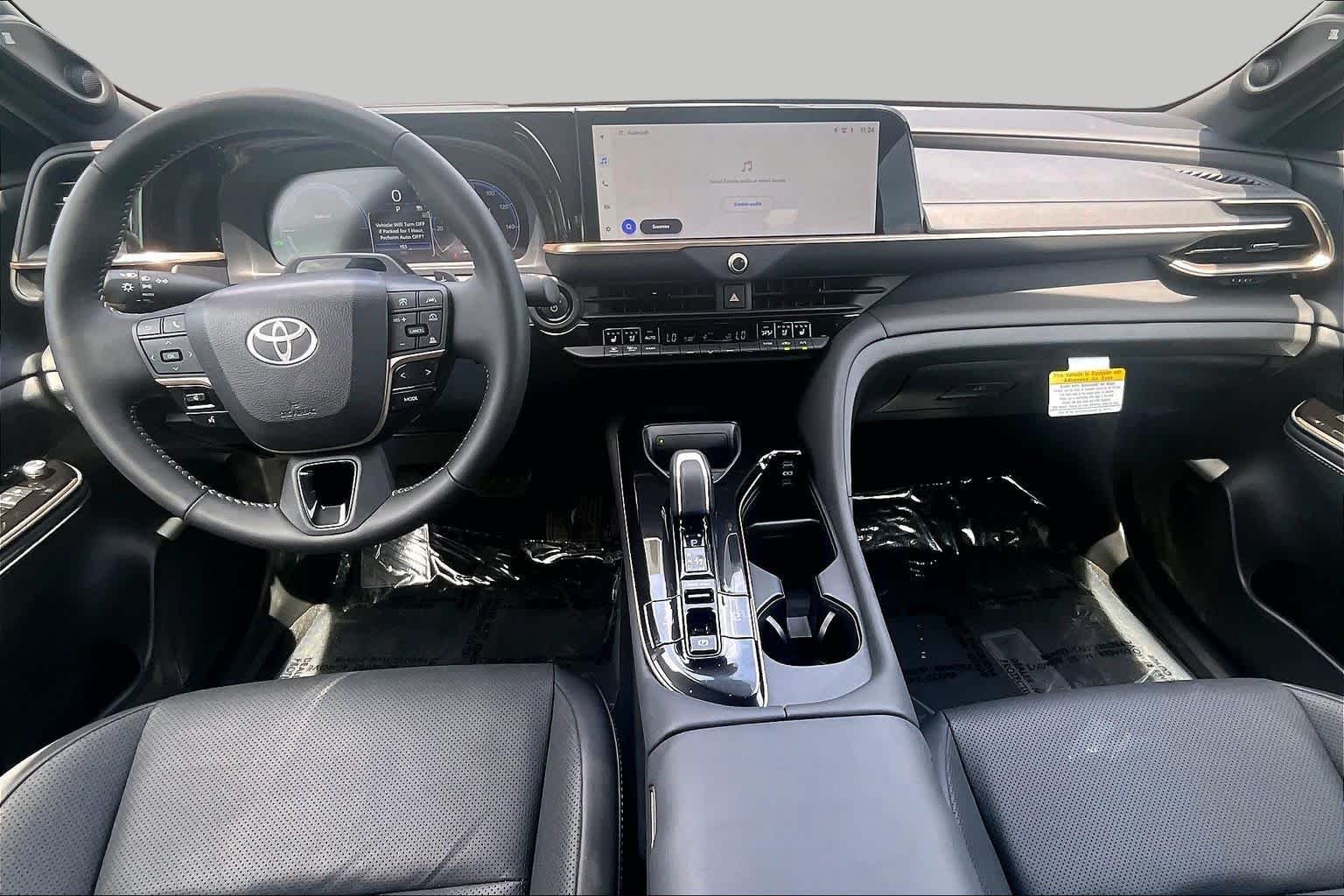 2026 Toyota Crown Platinum - Photo 16