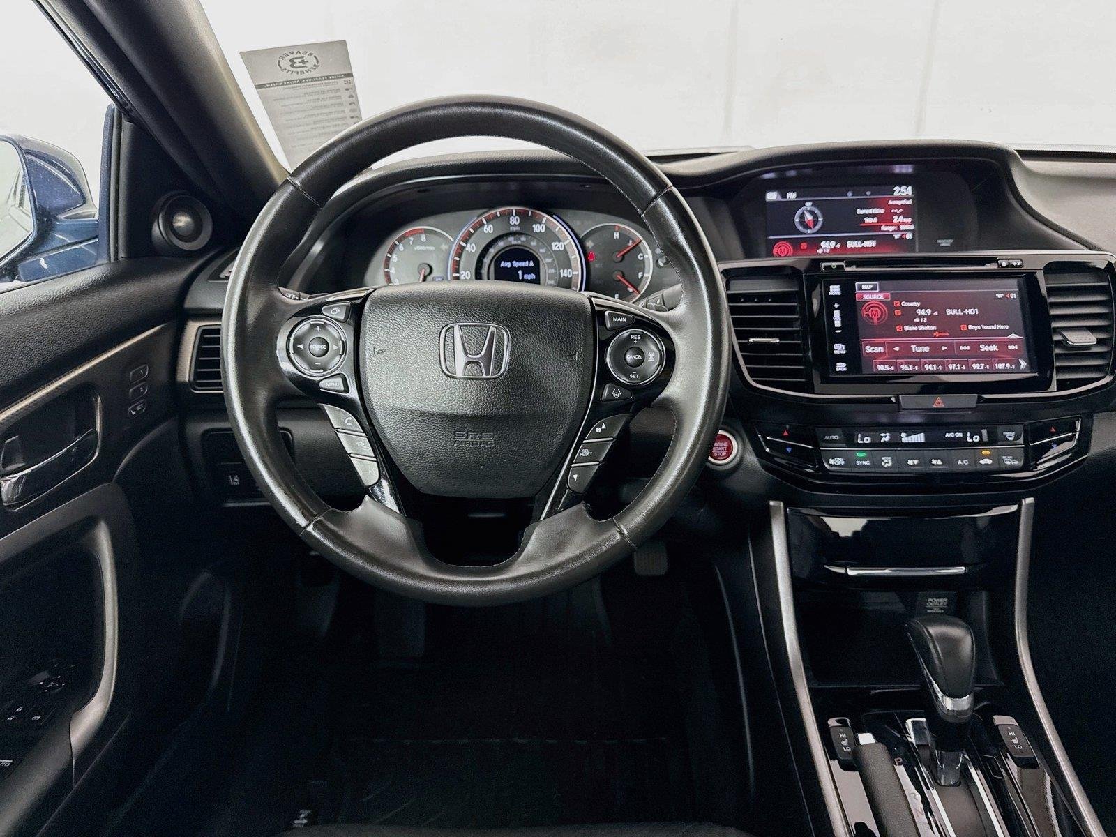 Used 2016 Deep Blue Opal Metallic Honda EX-L image 32
