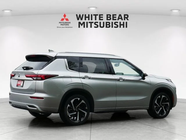 Used 2022 Alloy Silver Metallic Mitsubishi SEL image 5