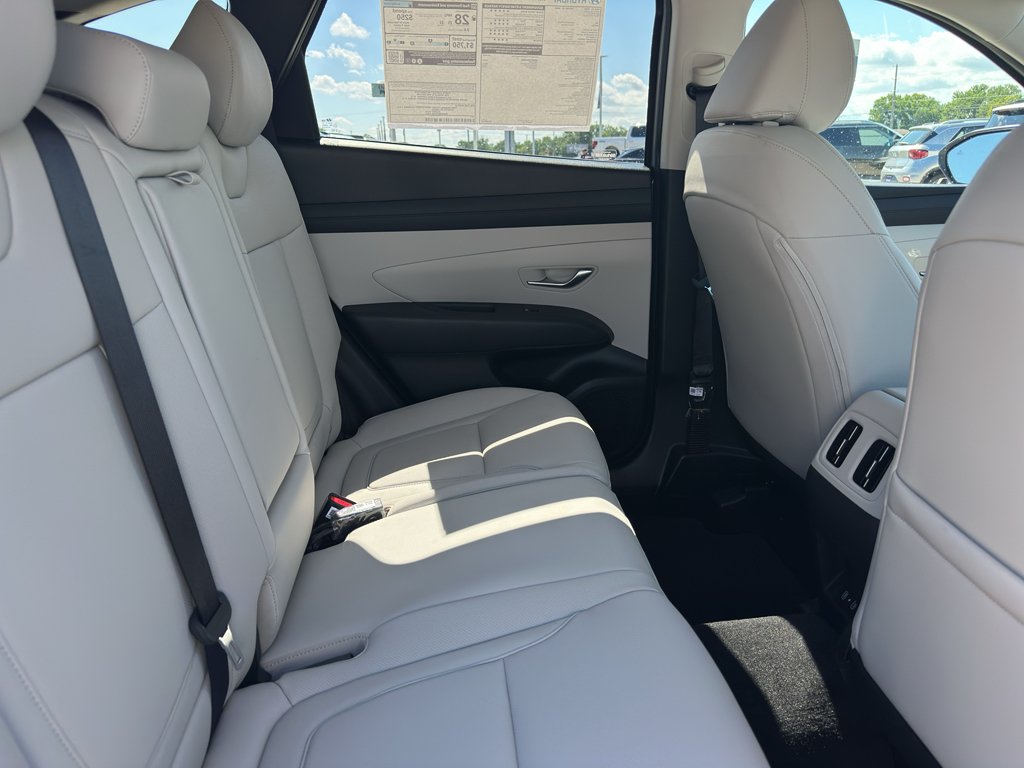 New 2026 Shimmering Silver Hyundai SEL Plus image 32