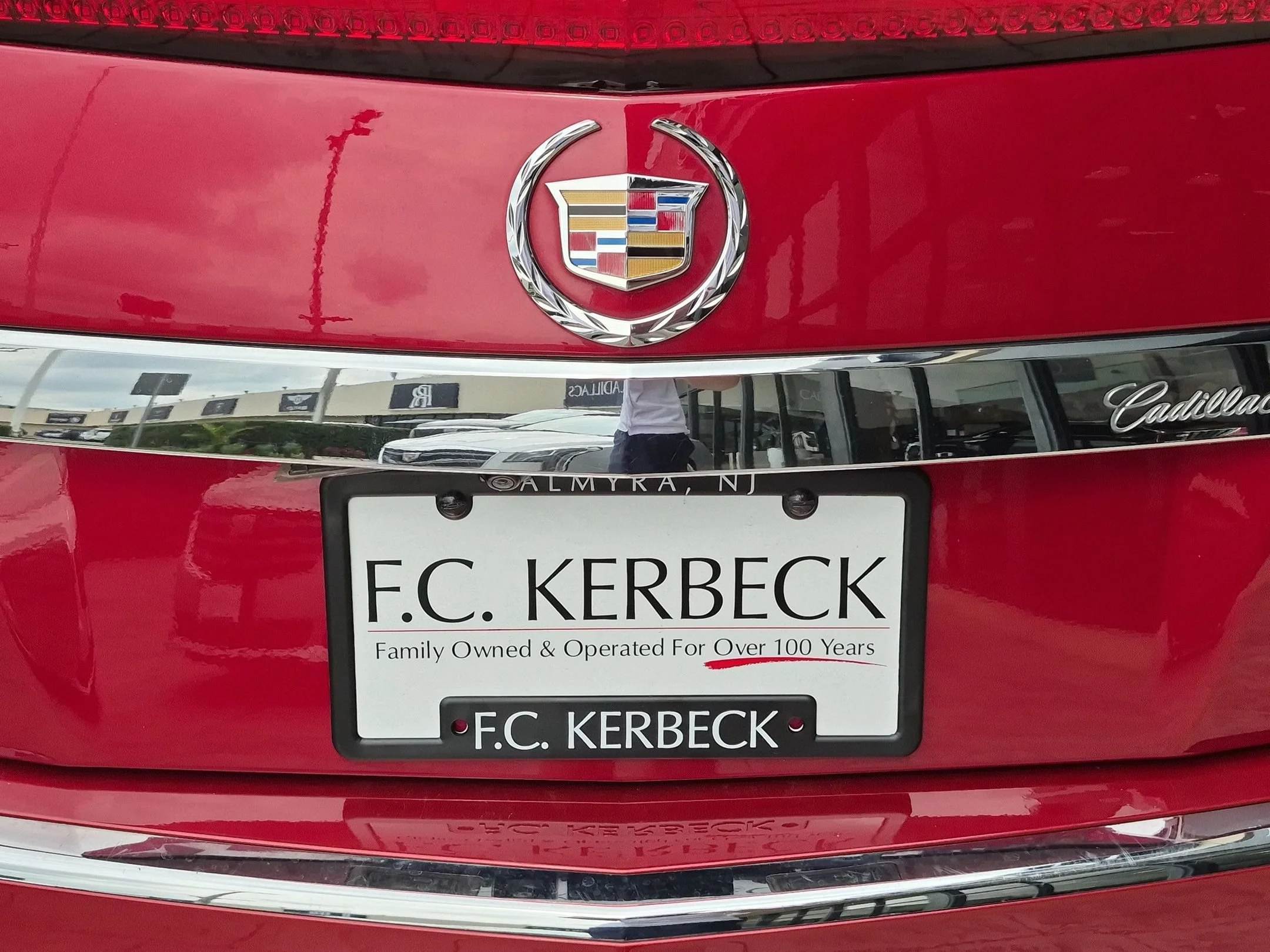 Used 2013 Crystal Red Tintcoat Cadillac Luxury RWD image 27