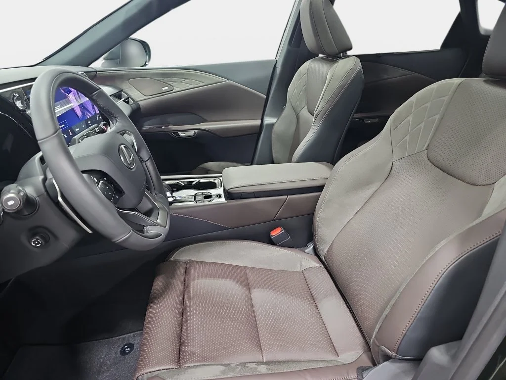 New 2026 Nori Green Pearl Lexus LUXURY image 14