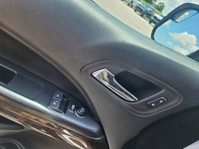 Used 2022 Summit White GMC Elevation image 11