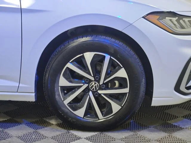 Used 2025 White Volkswagen 1.5T S image 22