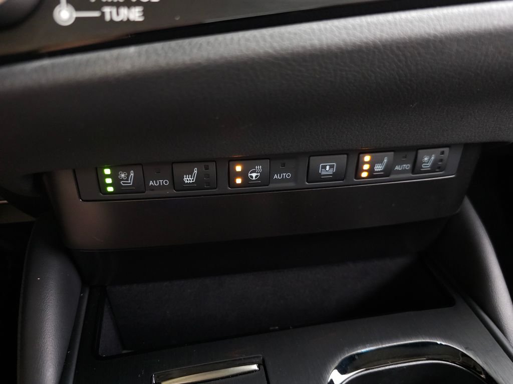 Used 2024 White Pearl Lexus 350 Ultra Luxury image 28