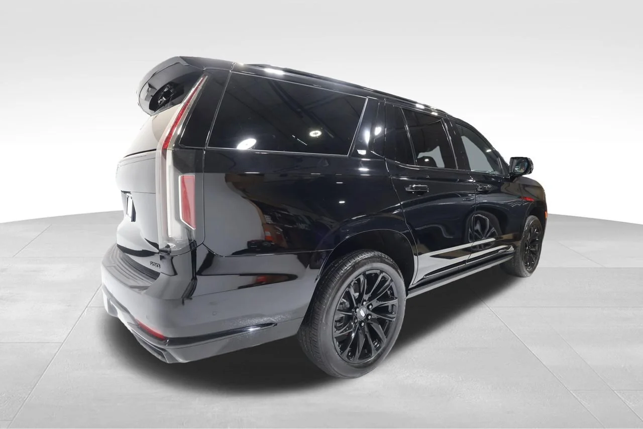 Certified Used 2024 Black Raven Cadillac Sport Platinum image 4