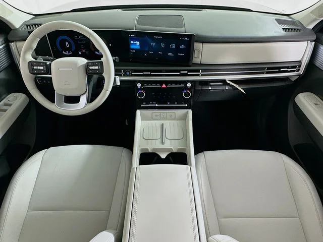 New 2026 Black Hyundai SE image 13