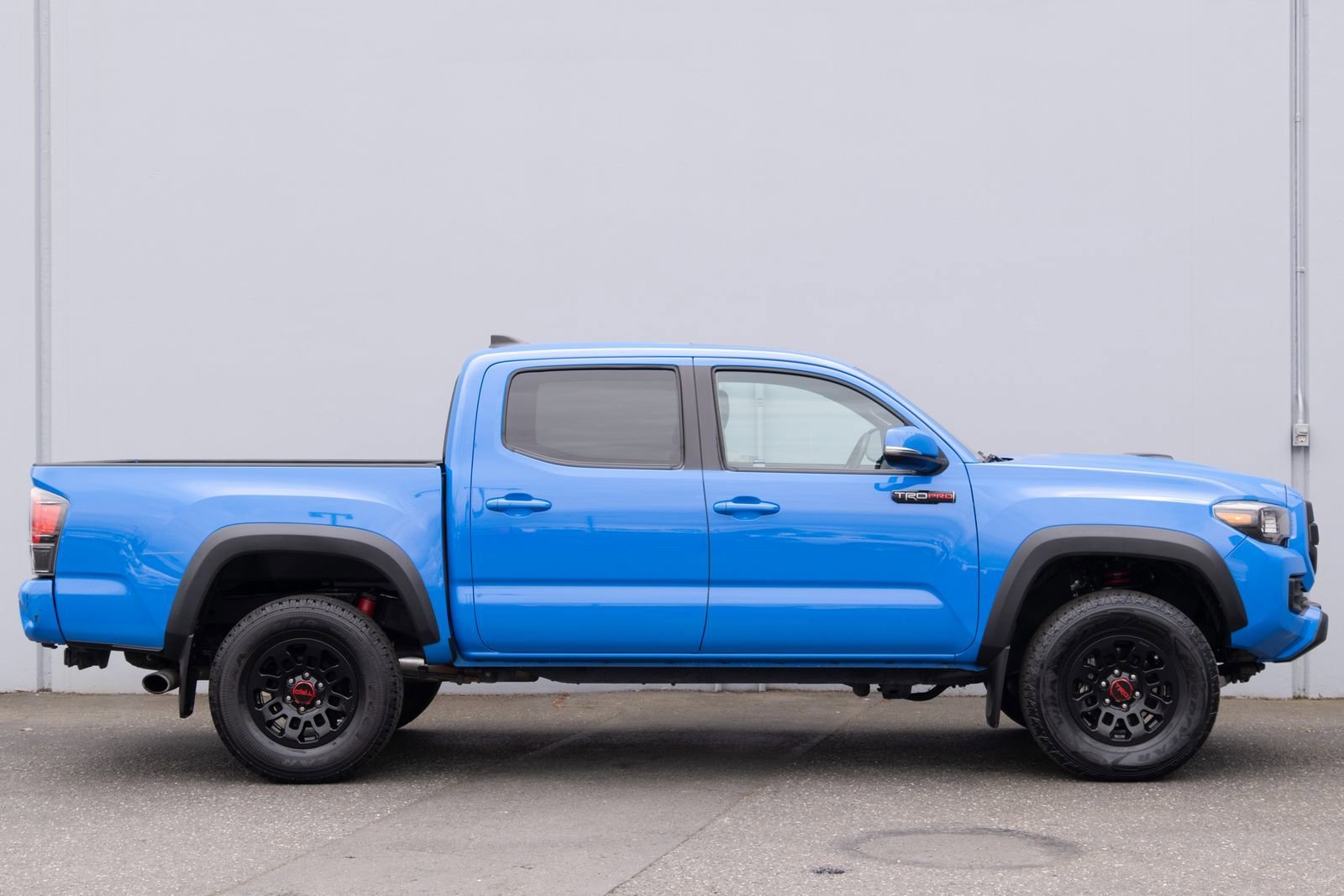 Used 2019  Toyota SR image 24
