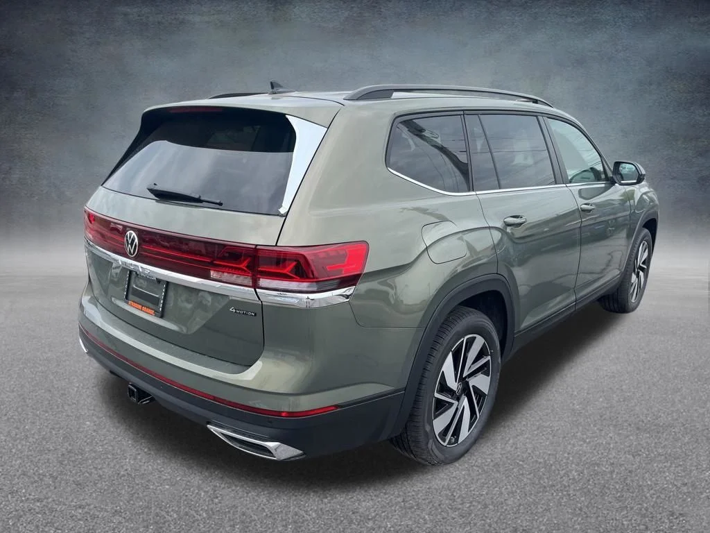 New 2026 Green Volkswagen 2.0T SE w/Technology image 5