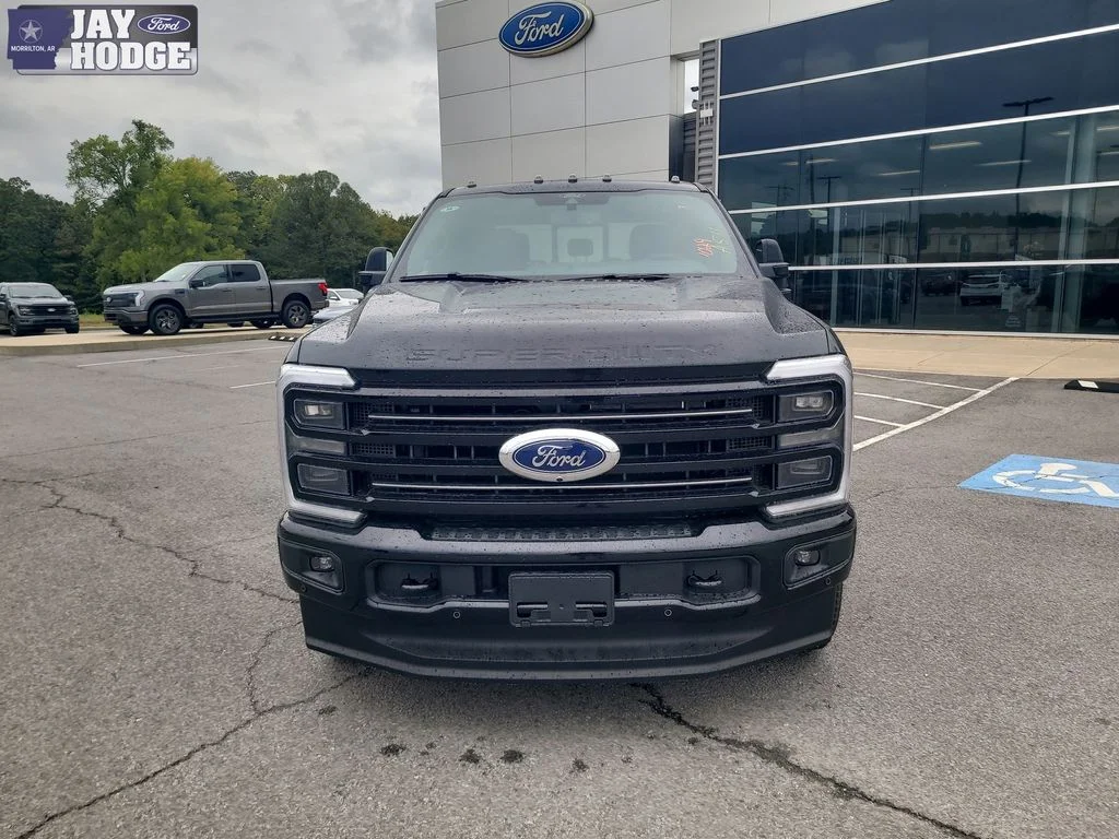 2026 Ford F-250 Super Duty Platinum - Photo 13