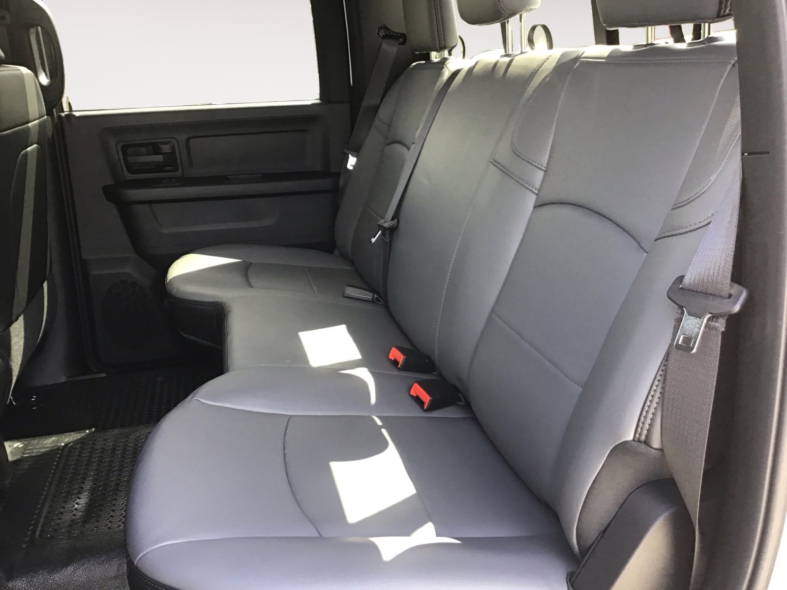 New 2026 Bright White Clearcoat RAM Tradesman image 23