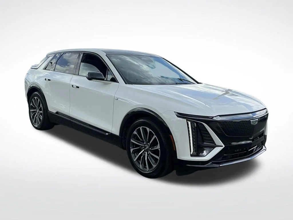 Used 2024 White Cadillac Sport image 15