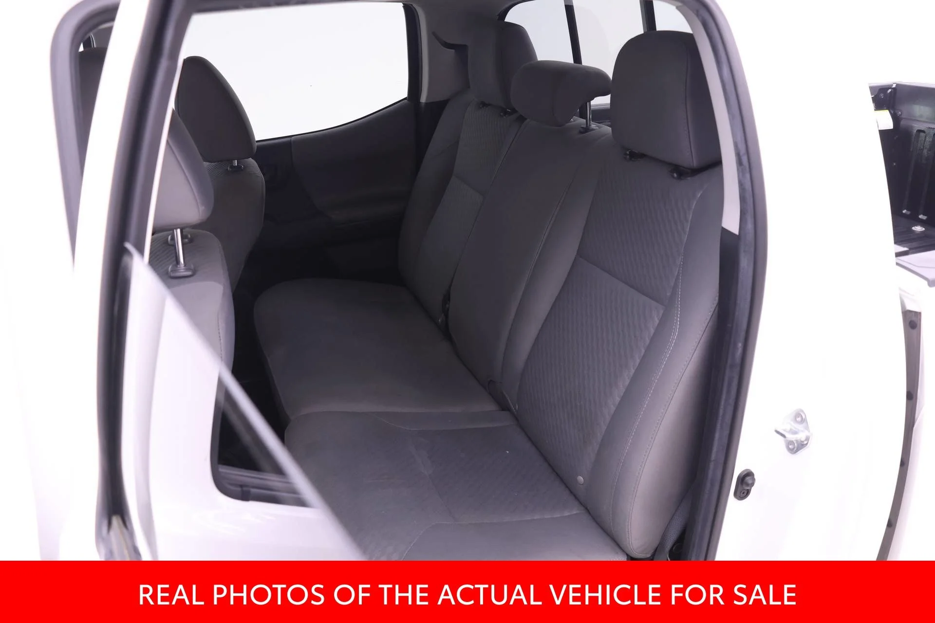 Certified Used 2022 White Toyota SR image 10