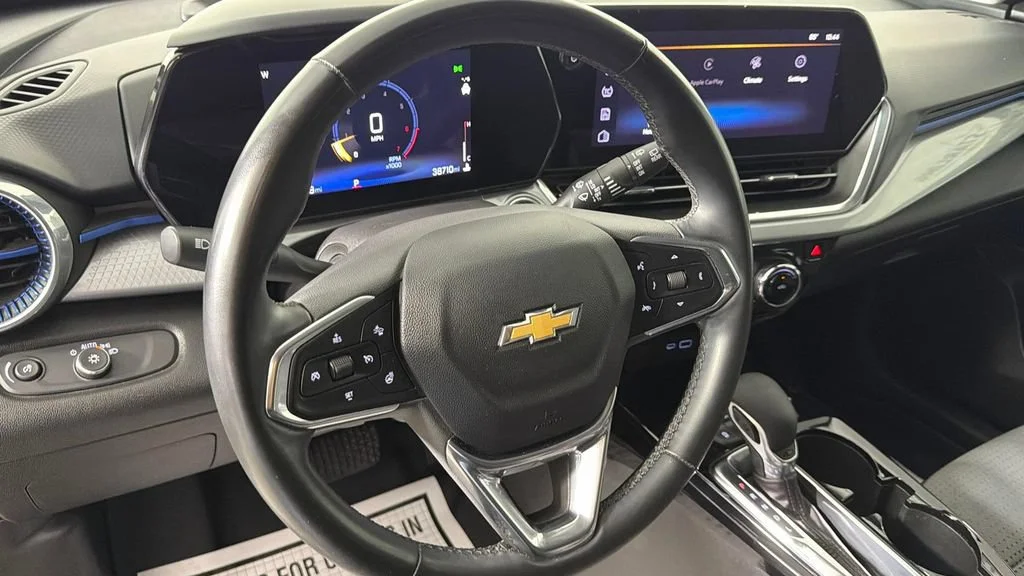 2024 Chevrolet Trax LT - Photo 40