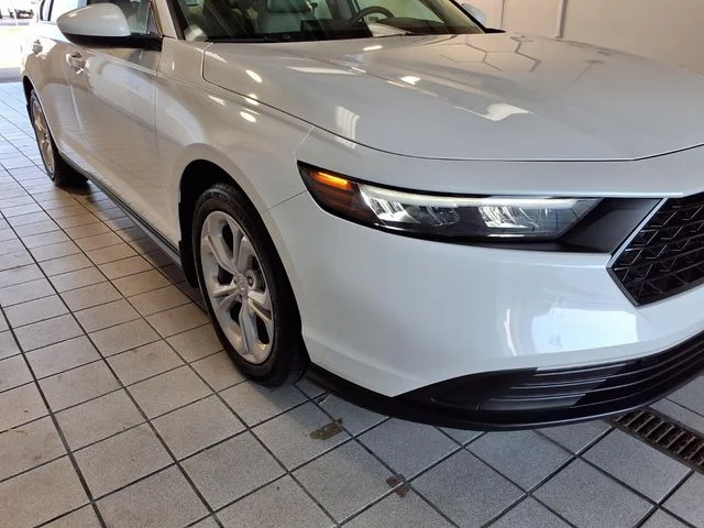 2025 Honda Accord LX - Photo 20