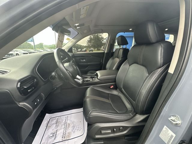 Used 2025  Honda Touring image 15