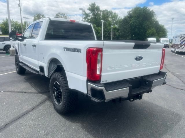 New 2026 Oxford White Ford XLT image 26