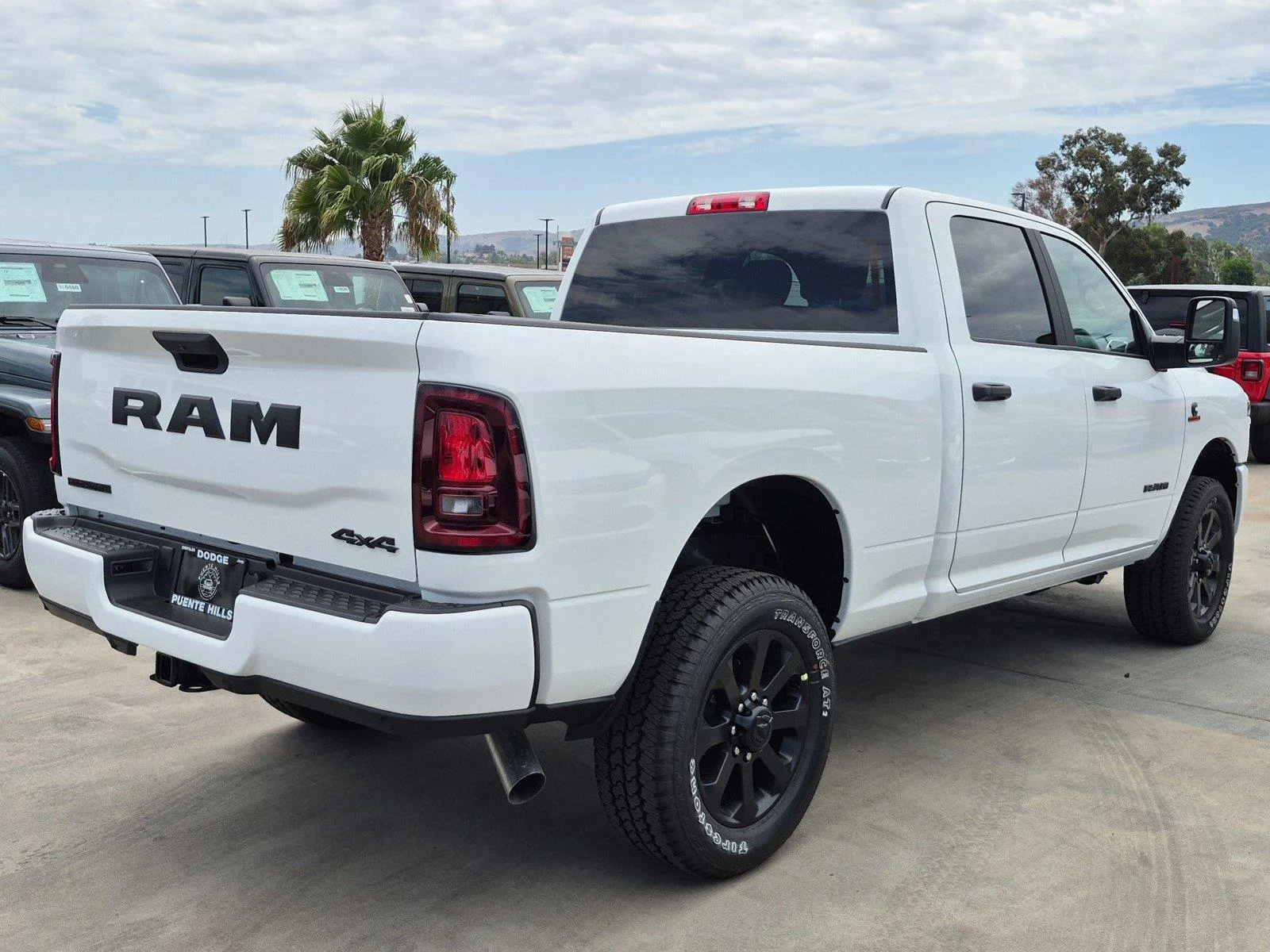 New 2026 Bright White Clear-Coat Exterior Paint RAM Big Horn image 6