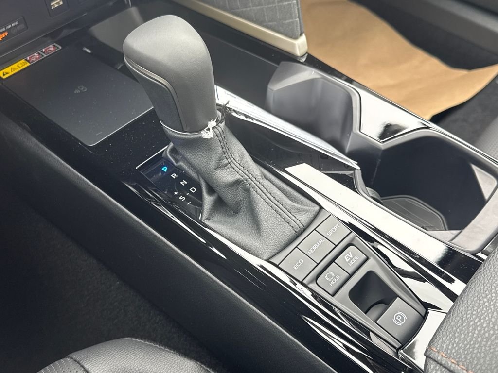 New 2026 Ocean Gem Toyota XLE image 28