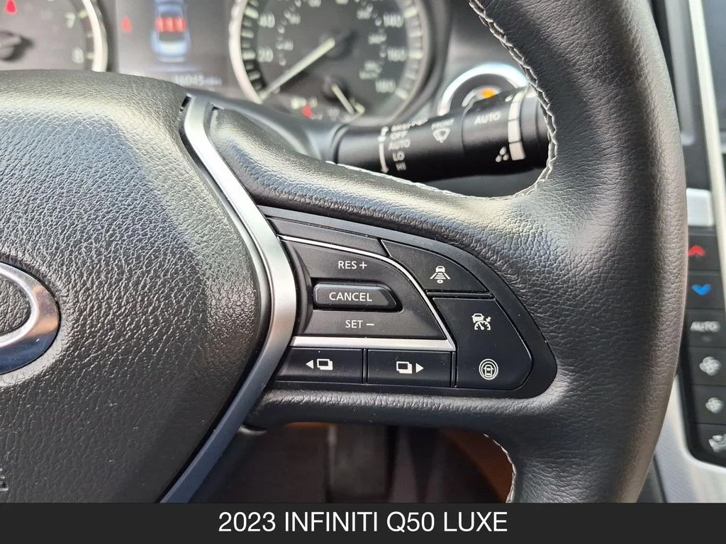 Used 2023 Black INFINITI LUXE image 19
