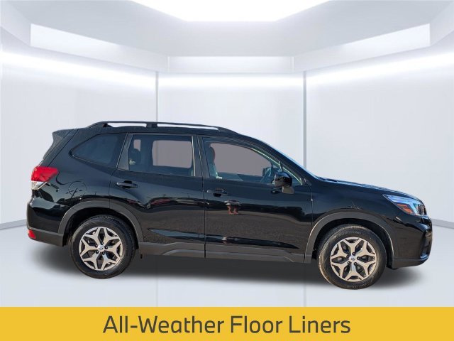 Used 2020 Black Subaru Premium image 8