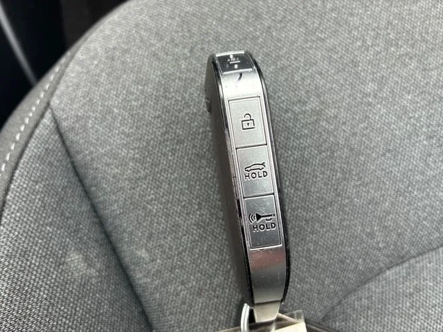 Used 2025 Haze Kia LXS image 28