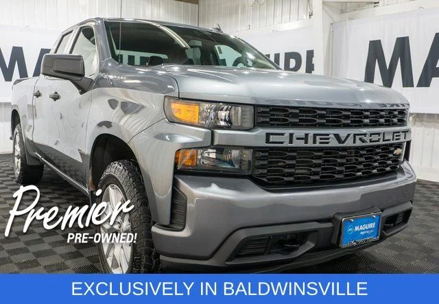 Used 2020 Gray Chevrolet Custom image 4
