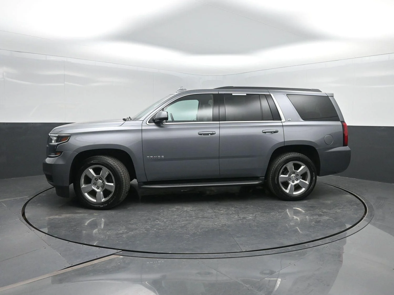 2018 Chevrolet Tahoe 4WD LT's photo