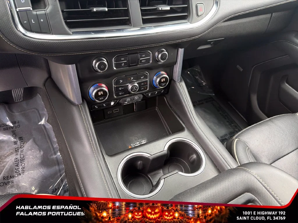Used 2022 WHITE FROST TRICOAT GMC SLT image 21