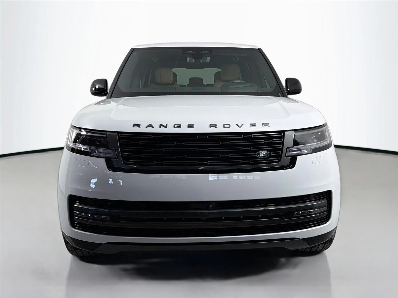 2025 Land Rover Range Rover SE - Photo 2