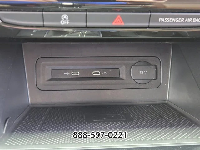 Used 2022 Pure White Volkswagen 3.6L V6 SE W/TECHNOLOGY image 26