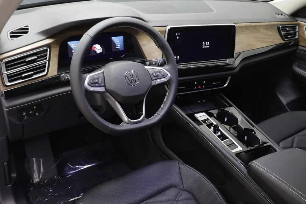 New 2026 Opal White Volkswagen 2.0T SE w/Technology image 7
