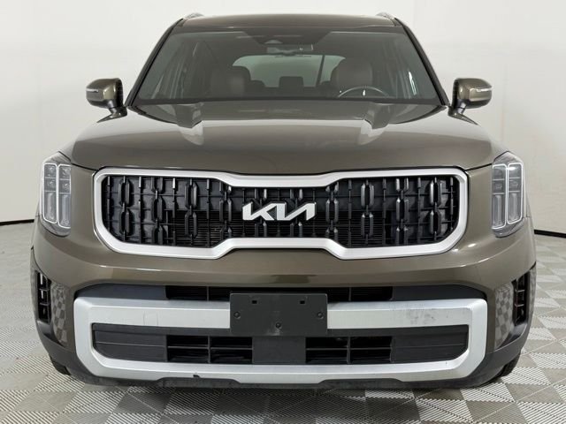 Used 2023 Moss Kia EX image 3