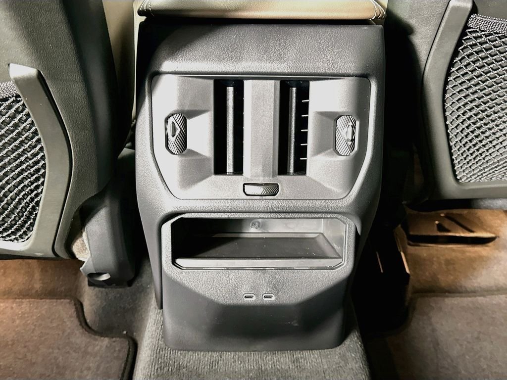 New 2026 Alpine White BMW 30 xDrive image 18
