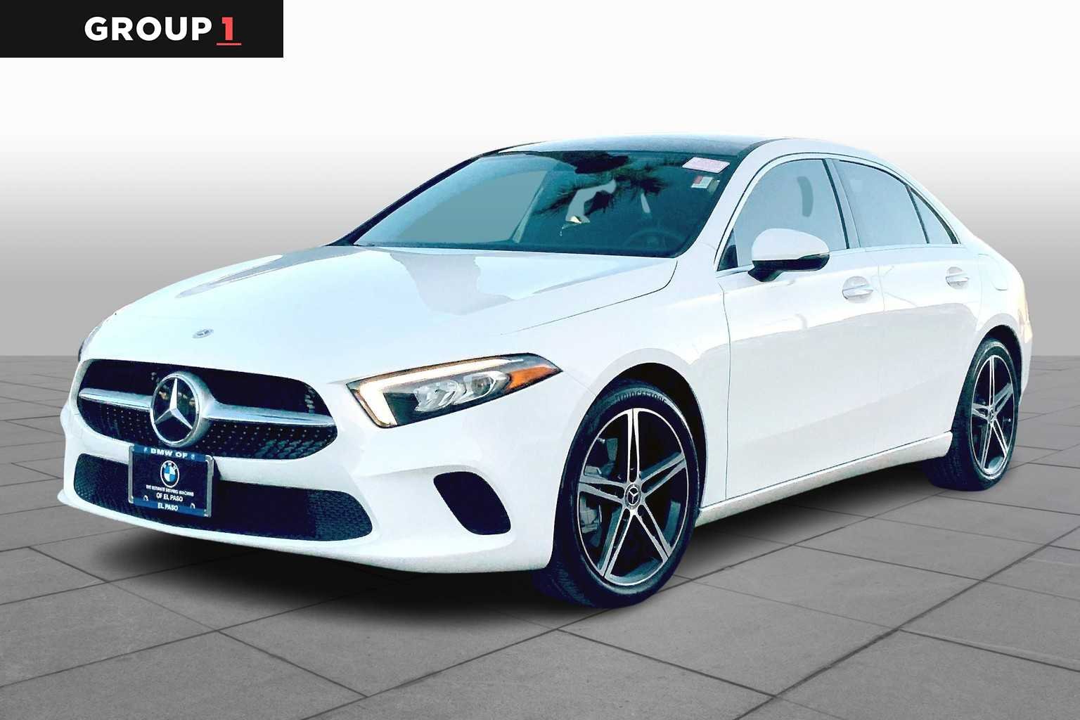 2022 Mercedes-Benz A-Class A220's photo
