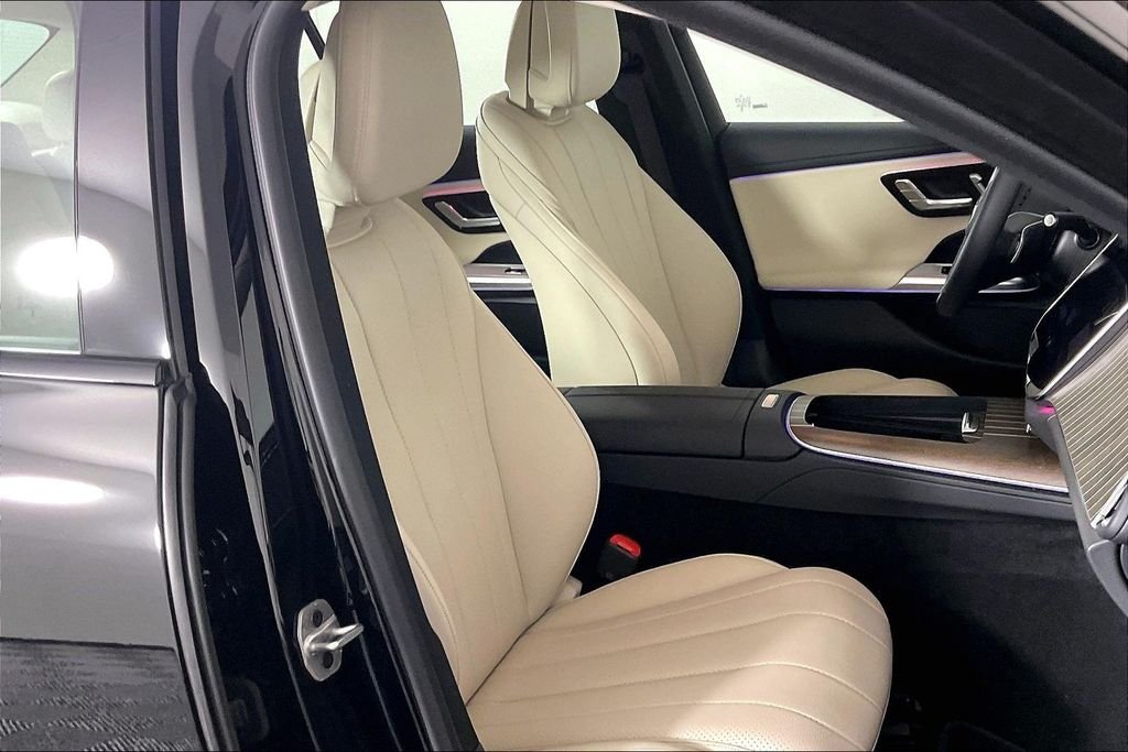 2026 Mercedes-Benz E-Class E350 - Photo 7