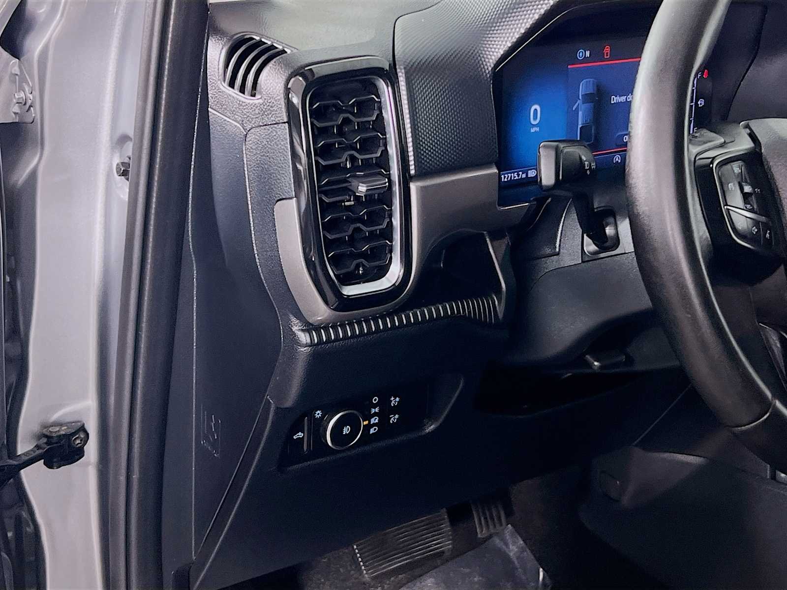 Used 2024 Iconic Silver Ford XLT image 10