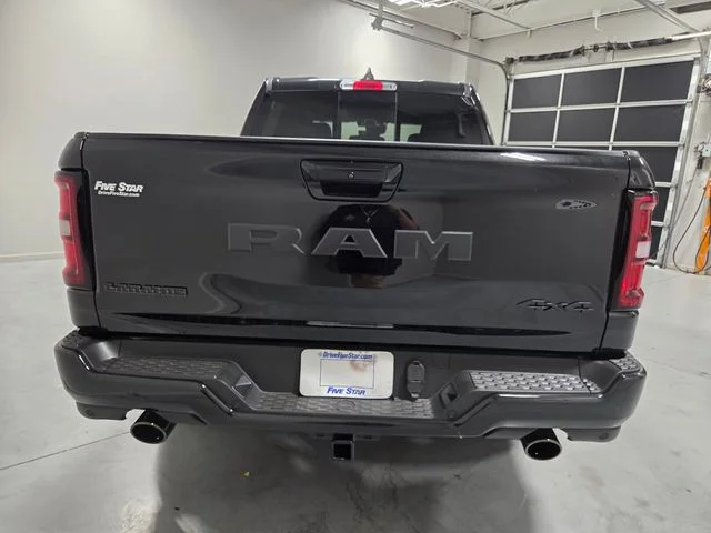 New 2026 Diamond Black Crystal Pearl-Coat Exterior Paint RAM Laramie image 7