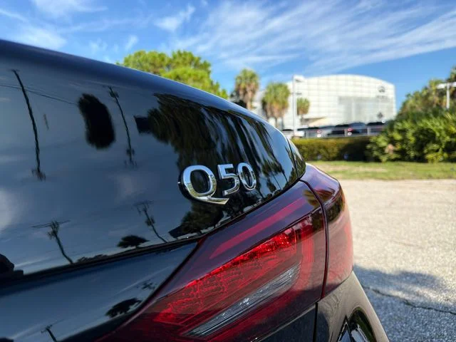 Used 2024 Black INFINITI SENSORY image 30