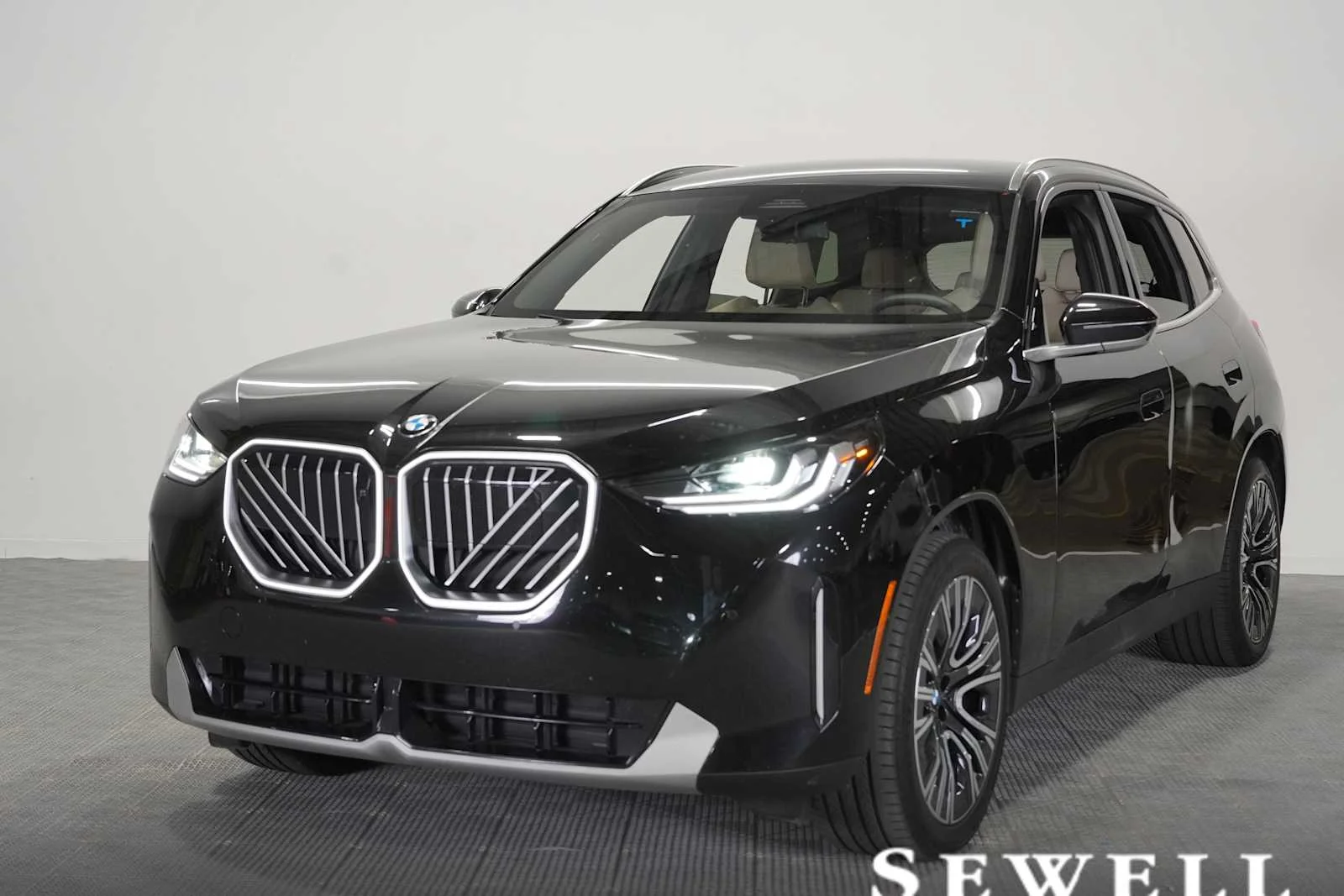 2025 BMW X3 30 XDRIVE's photo