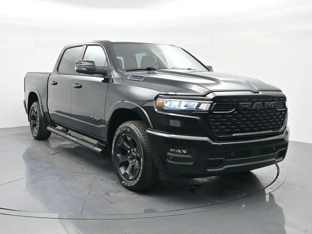 New 2026 Diamond Black Crystal Pearl-Coat Exterior Paint RAM Big Horn/Lone Star image 4
