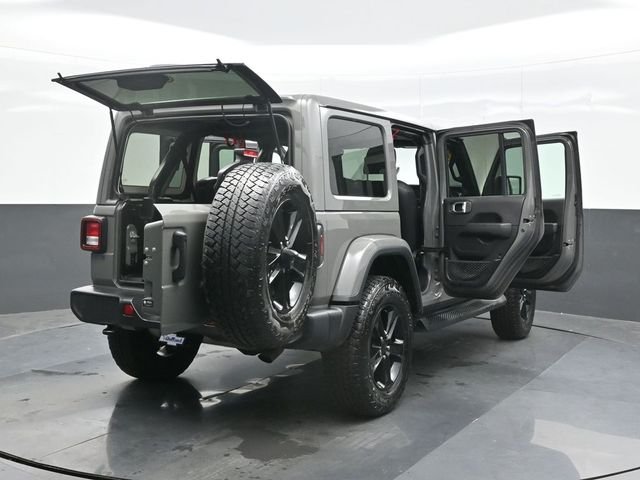 Used 2021 Gray Jeep Unlimited Sahara Altitude image 29